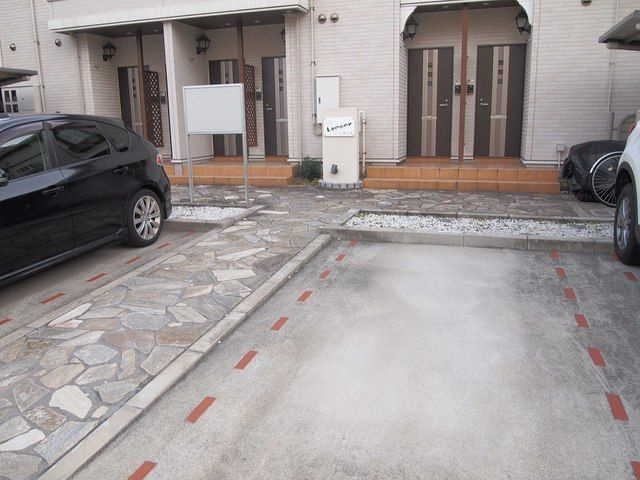 Ｌｅｍｏｎｅ（レモーネの駐車場|駐車スペースもあります