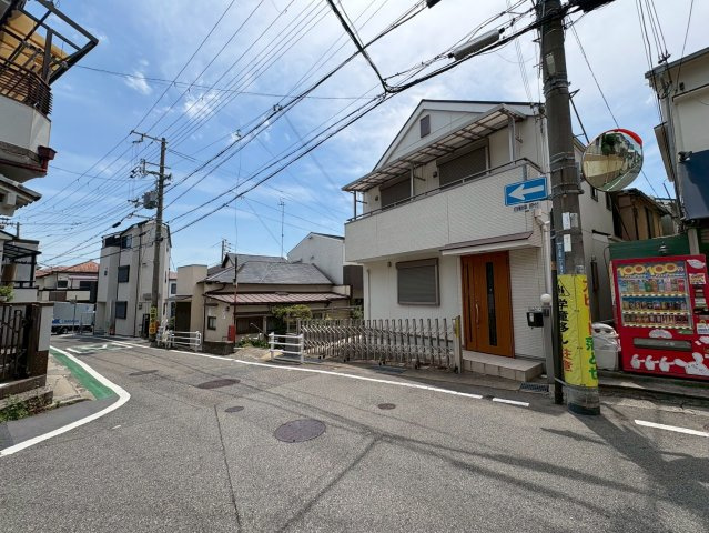 須磨区川上町１丁目　中古戸建ての前面道路含む現地写真|前面道路含む現地写真です
