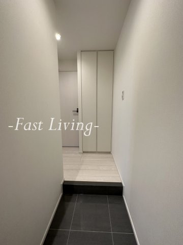 レジデンス文京春日の玄関