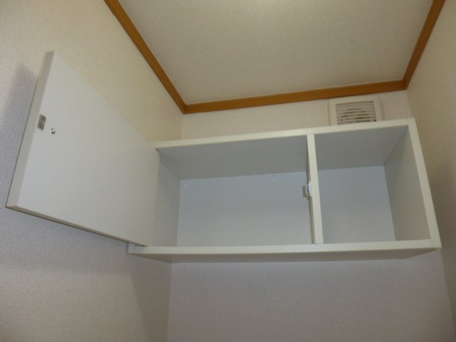 倉敷市茶屋町のアパートのトイレ|トイレ棚