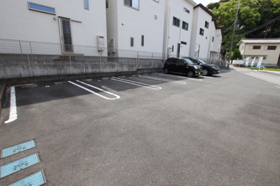 【駐車場】 | ガーデンハウスエアリー