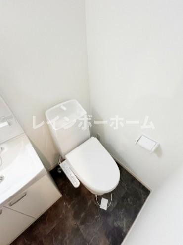 モダンアパートメント津田沼EASTのトイレ