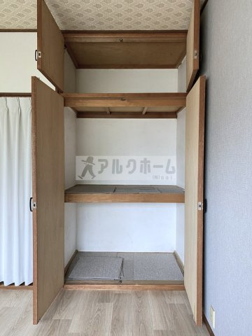 川北3丁目5DK戸建ての収納