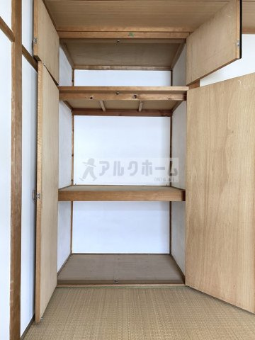 川北3丁目5DK戸建ての収納
