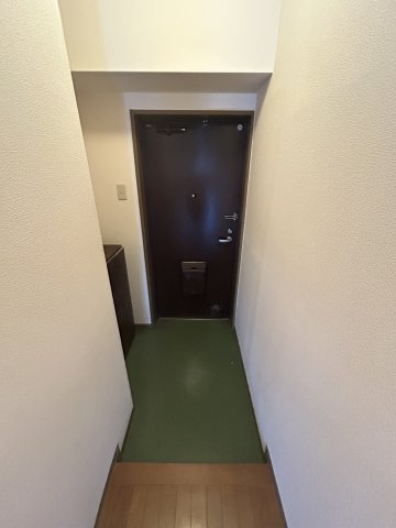崇徳院ハイツ　Ｓ棟の玄関|落ち着いた玄関です