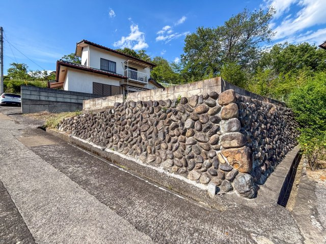 足利市助戸新山町の売地の外観