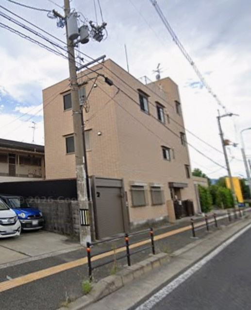 池田市荘園ビル　１７１号線沿の外観