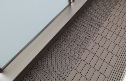 Sakura Cubeのバルコニー