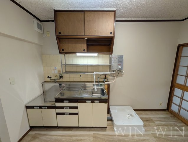 グラッセ前田のキッチン|イメージ（同建物内別部屋の写真です）