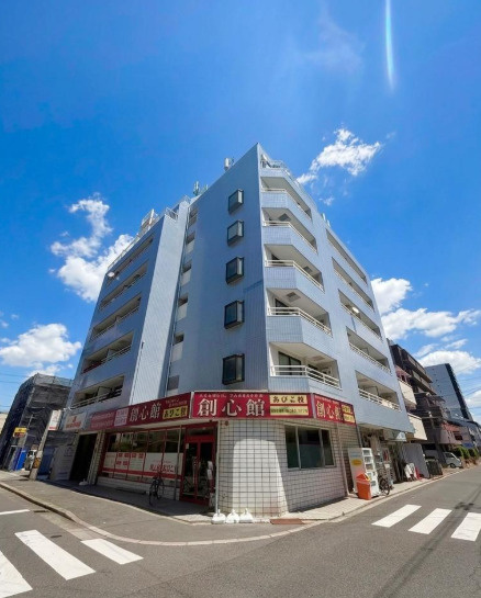 大阪市住吉区苅田５丁目の店舗事務所の外観