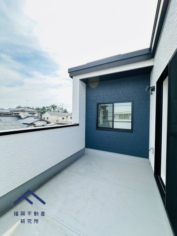 福津市津屋崎1丁目１号棟　戸建てのバルコニー