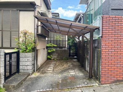 【駐車場】 | 南つつじヶ丘大葉台一丁目 一戸建 | 駐車1台可