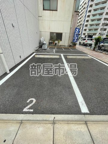 プレール・ドゥーク本所吾妻橋Ⅳの駐車場
