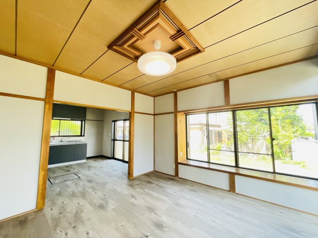 【居間・リビング】 | 深谷市新井　中古戸建