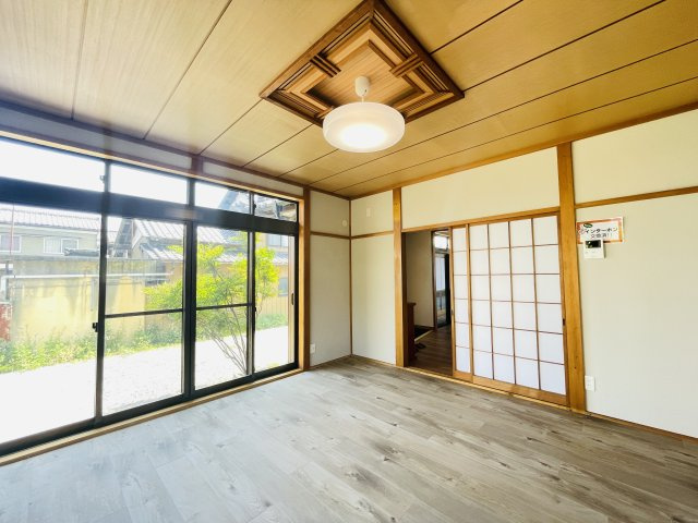 【居間・リビング】 | 深谷市新井　中古戸建