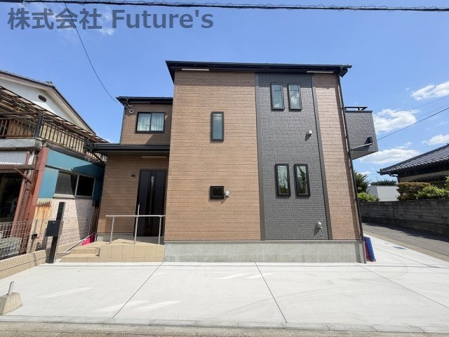 八潮市南川崎　新築戸建の外観|角地につき開放的な立地です