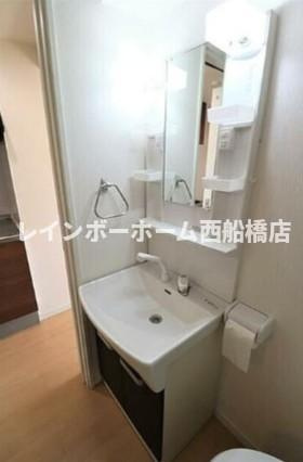 パールスターシャニンの洗面所