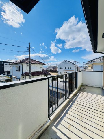 高崎市井野町のバルコニー|日当たりも良好なバルコニー♪