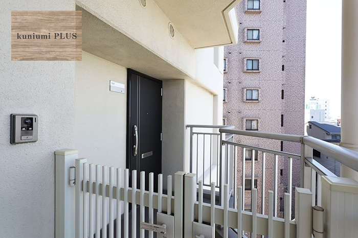 藤和シティコープ市岡の玄関