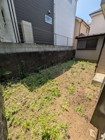 下田町1丁目戸建の庭
