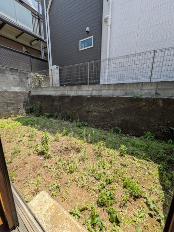 下田町1丁目戸建の庭