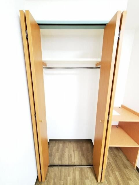 北区赤羽北１丁目の賃貸マンションの収納|※別部屋参考写真