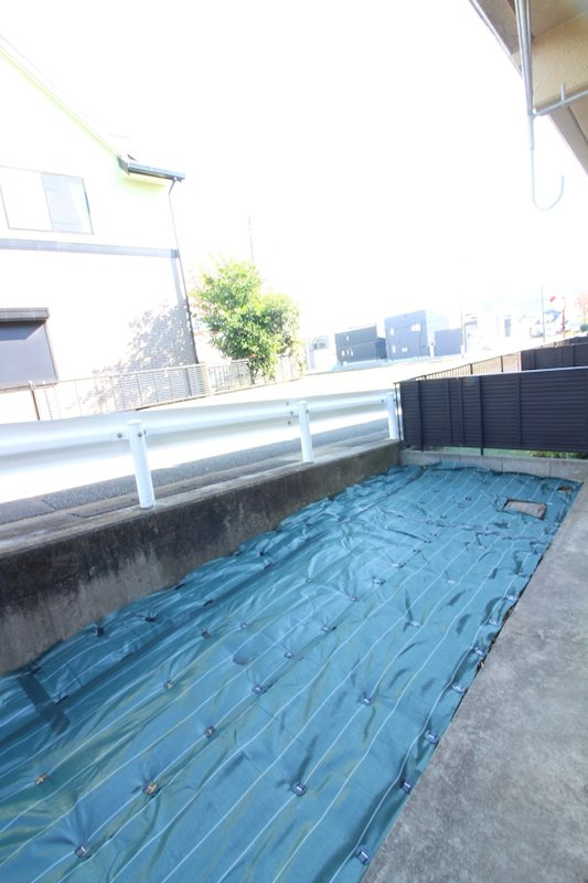 ソワサント大岡の庭