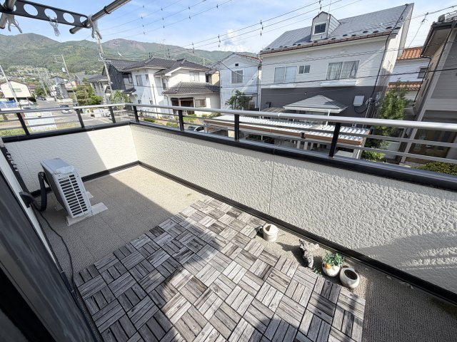 寿白瀬渕　中古住宅のバルコニー
