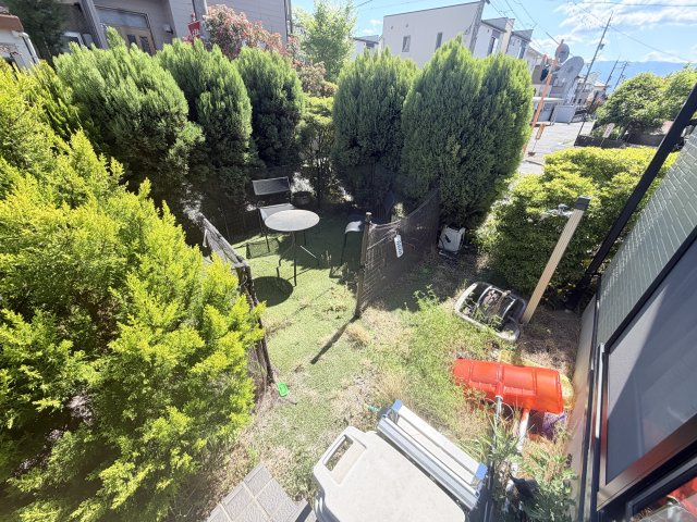 寿白瀬渕　中古住宅の庭