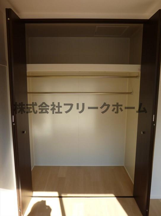 武蔵野市吉祥寺本町４丁目のアパートの収納