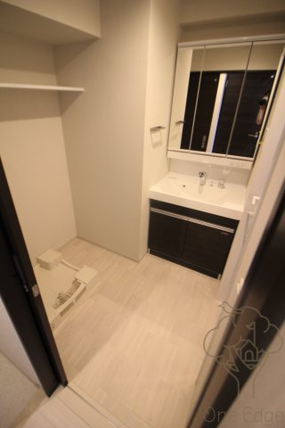 HK Residenceの洗面所