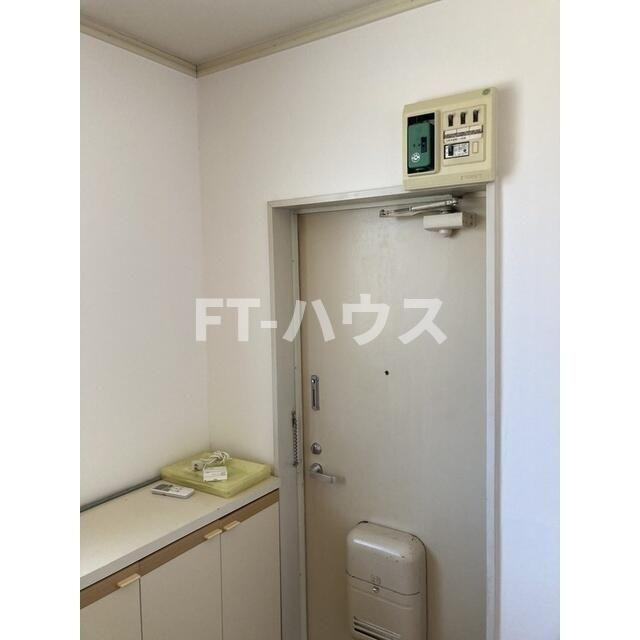 ファミリーコーポ長作の玄関