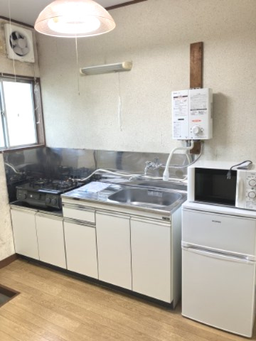 T・Aハイツのキッチン|退去前につき、前回募集時のお写真です。