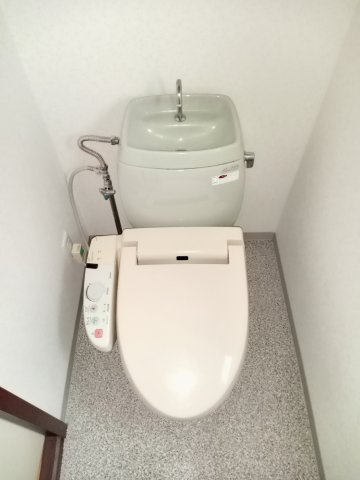 川崎市多摩区登戸のアパートのトイレ