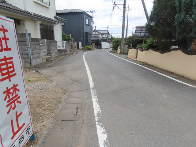 坂戸市浅羽売地の前面道路含む現地写真