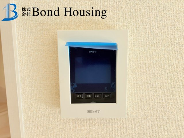周辺買い物施設充実　王塚台9期　5号棟の防犯設備