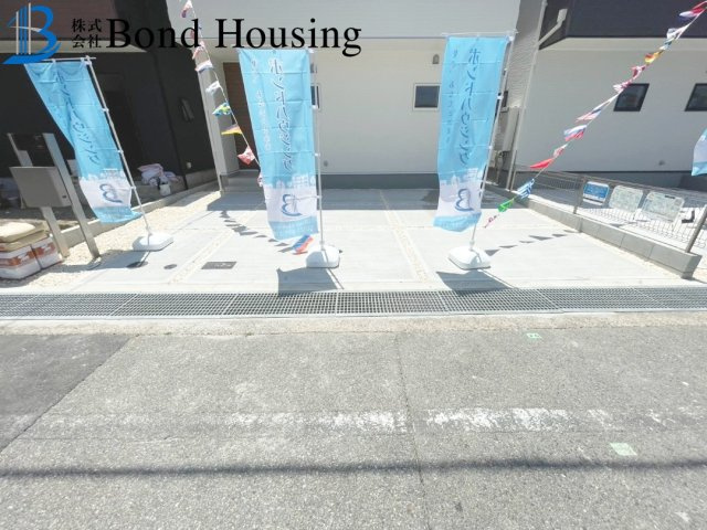 お車並列2台駐車可　王塚台9期　2号棟のその他
