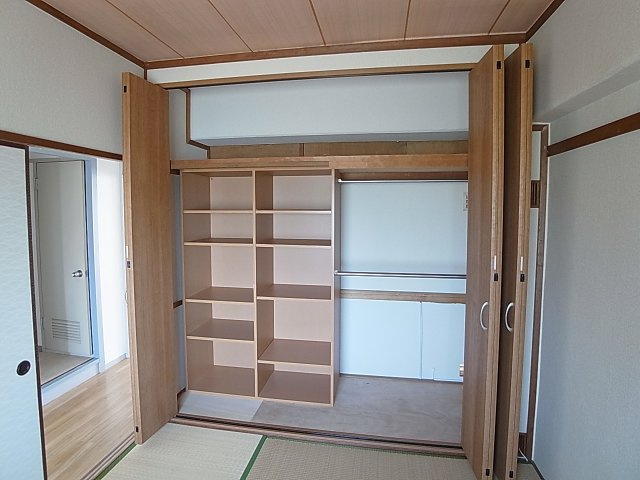 神戸市兵庫区菊水町１０丁目の賃貸マンションの収納|収納スペースも広々