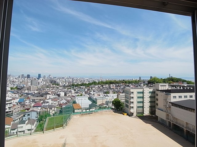 神戸市兵庫区菊水町１０丁目の賃貸マンションの展望|晴れの日には海が見える素敵な眺望
