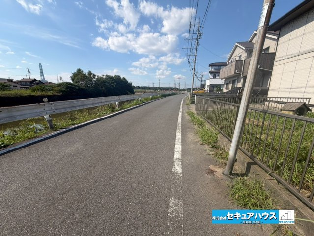 【今からご案内可能】東海市養父町八王子　全5棟の前面道路含む現地写真|事前予約にて現地ご見学いただけます！お気軽にお問い合わせください♪
■株式会社　セキュアハウス■
住宅ローンに強く、知識、経験豊富なスタッフ在籍
お客様に寄り添い、ご成約後もサポート致します。