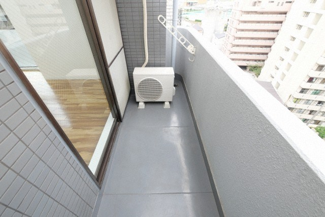C-WINGのバルコニー