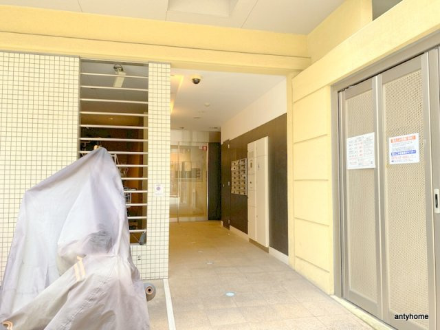 ウィルドゥ堺筋本町　仲介手数料無料のエントランス