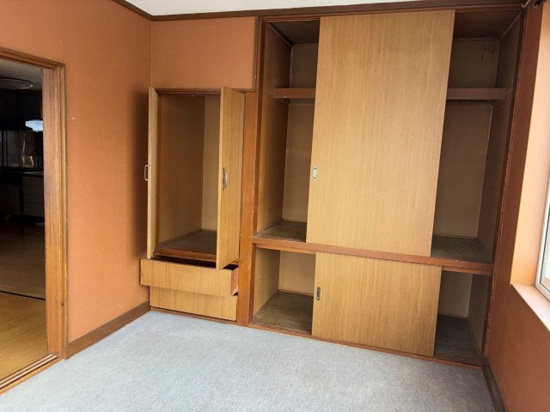 北見市広明町１９９番地２２　中古売家　の収納