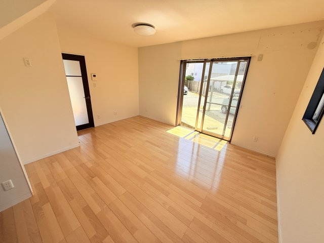 八女市馬場　中古の居間・リビング