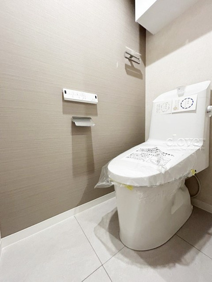 【トイレ】 | ライオンズマンション本郷 | トイレはもともと個人の領域である自宅の中でも、最もプライベートな空間です。だからこそ、ほしい「落ち着き」がここにあります。～即日のご見学可能～　お問合せはお気軽にどうぞ。