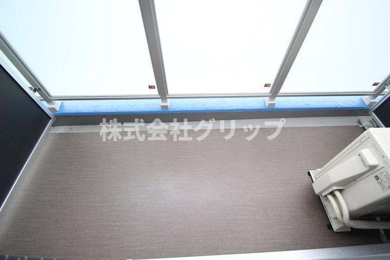 クラリッサ横浜阪東橋のバルコニー