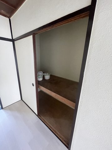 高田マンションの収納