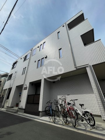 MAIKA ‘I TEZUKAYAMA