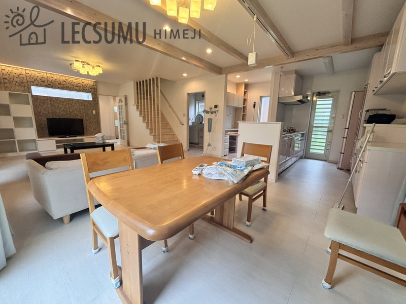 姫路市豊富町御蔭/中古戸建の居間・リビング