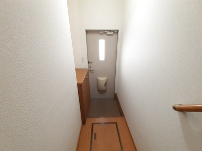 【玄関】 | ドゥーメゾンⅡ番館